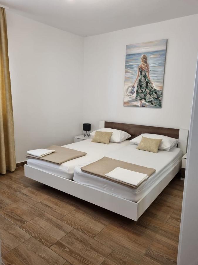 Apartman Smoljic 4+2 Primošten Εξωτερικό φωτογραφία