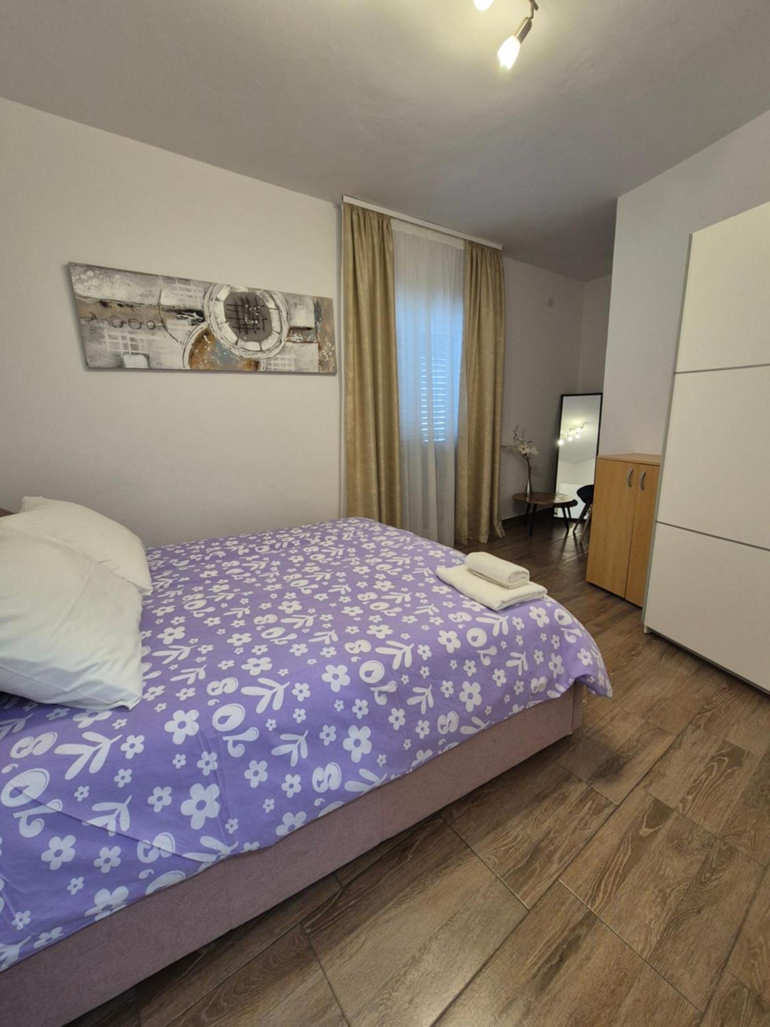 Apartman Smoljic 4+2 Primošten Εξωτερικό φωτογραφία